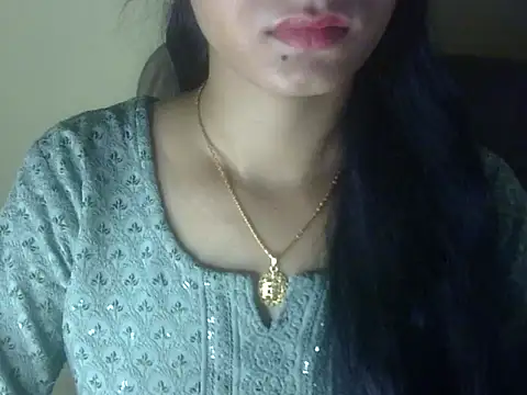 Watch Shezi_N live on EroticFlix - High definition streams