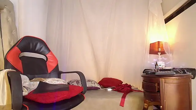 laurasofia45 webcam