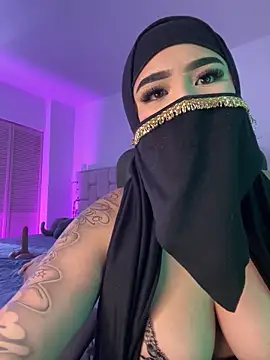 Watch Yasmin_cute live on EroticFlix - High definition streams