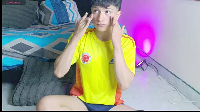 SaNti_ll webcam