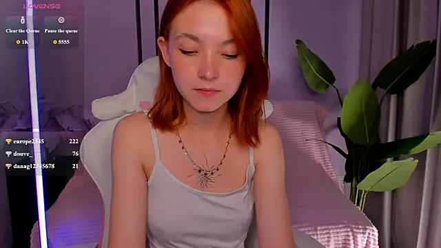 New_Web_Girl webcam