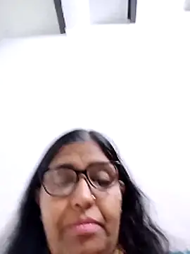 Hina4577 webcam