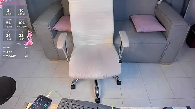 Nayla_Luxe webcam