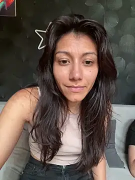 Watch Kiscsillagg live on EroticFlix - High definition streams