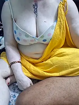 Indian_Coupl3 webcam