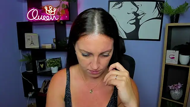 Watch FUN_AMI live on EroticFlix - High definition streams