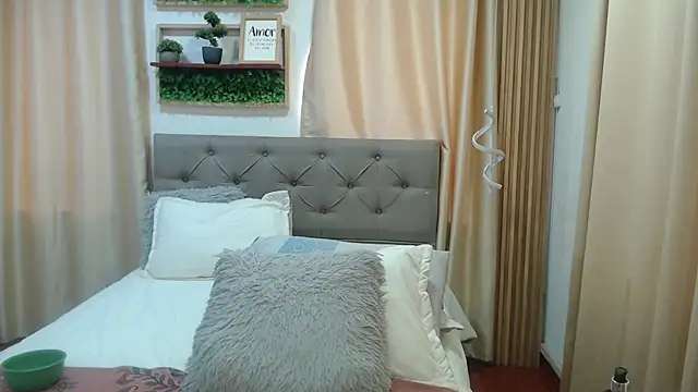 sasi_luna webcam