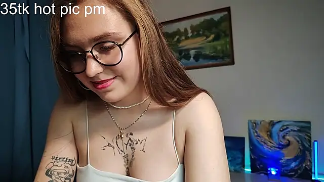 DainaCampagnini webcam