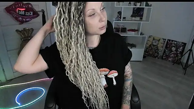 HoneySallyMoore webcam