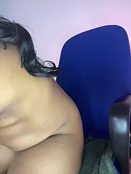curvy_erotic1 webcam