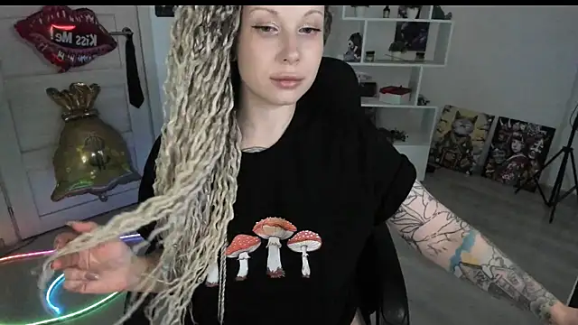 HoneySallyMoore webcam