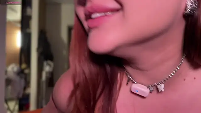 Watch Li_Amelie_ live on EroticFlix - High definition streams