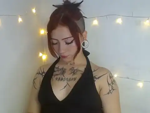Watch Evanss_lx live on EroticFlix - High definition streams