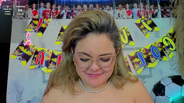 Watch Natashablade__ live on EroticFlix - High definition streams