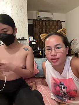 Watch Ponthip live on EroticFlix - High definition streams