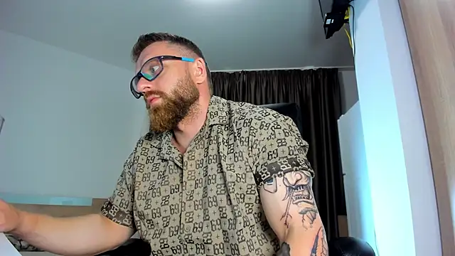 Findom_guy webcam
