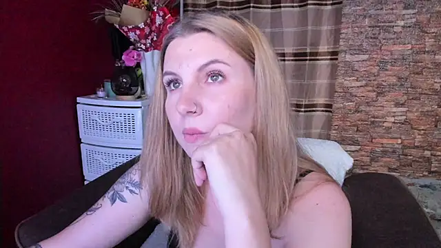 Watch Andrada_1 live on EroticFlix - High definition streams