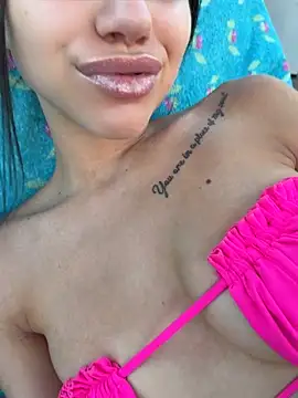 ilariea_girl (F teen) - Sloppy blowjob in the pooll