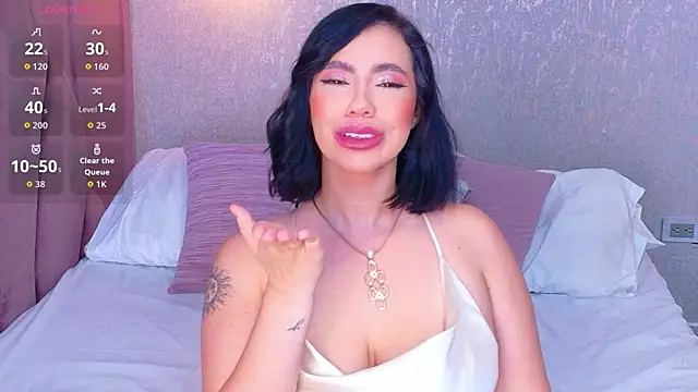Watch Sienna-Gold live on EroticFlix - High definition streams