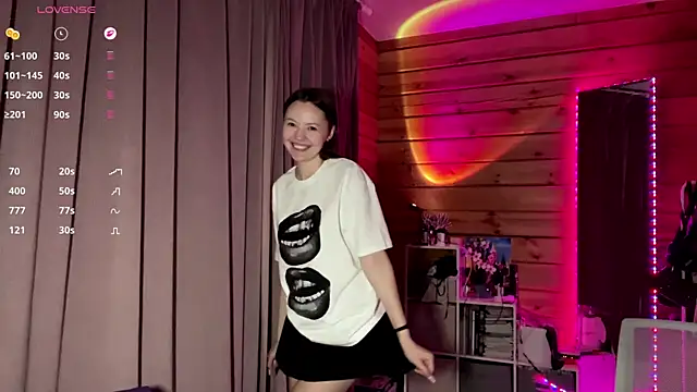 lenlen_solen (F teen) - slap my ass 5 times!!