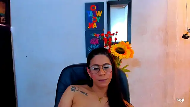 juanblakbigcock webcam