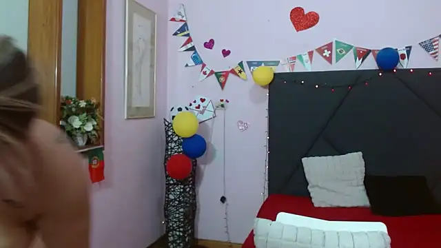 Watch pamela_echeverria live on EroticFlix - High definition streams