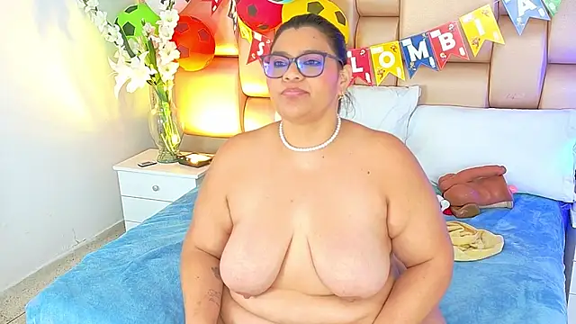 SelennaCooper webcam