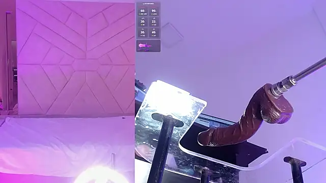 NicoleJons_ webcam
