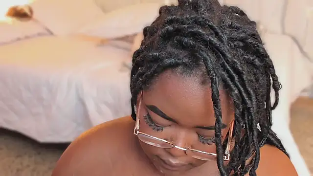 Ayanaa_Ebony_ webcam
