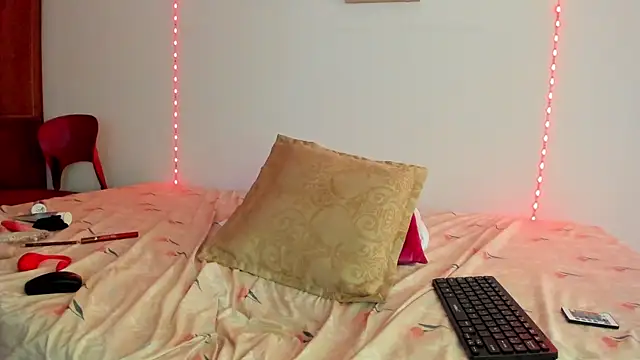luna_dollie webcam