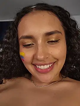 Lucy_Marin webcam