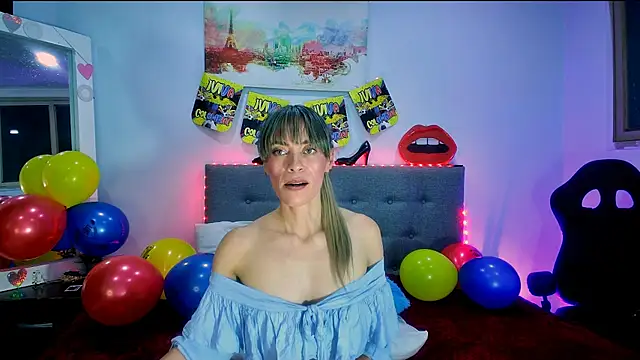 Lorena_sweet33 live cam on StripChat