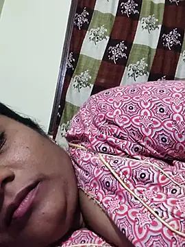 yamini1431 webcam