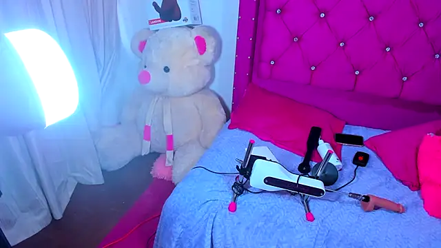 Luna_Analya webcam