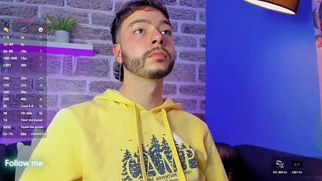 noah_ricci webcam