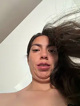 BellaMaserati webcam