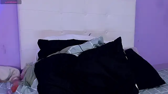 Charlotte11-11 webcam