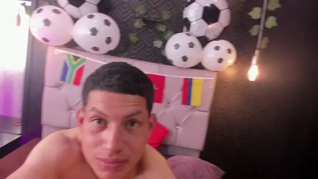 Tony_Zackk webcam