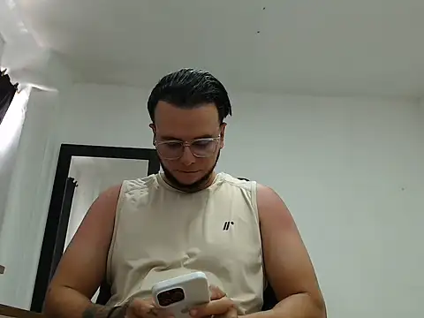 Cloudydayxxx webcam