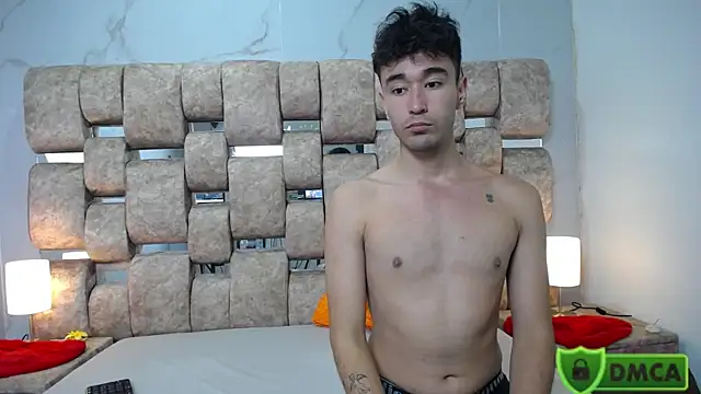 KathyAiden webcam