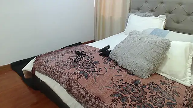 sasi_luna webcam