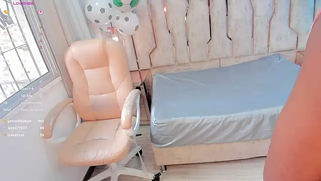 ari_monet live sex cam