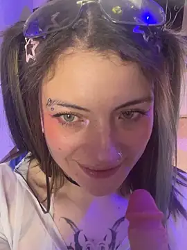 Broklinwhite_ webcam