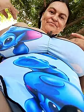 Horny-Mommy-Dirty webcam