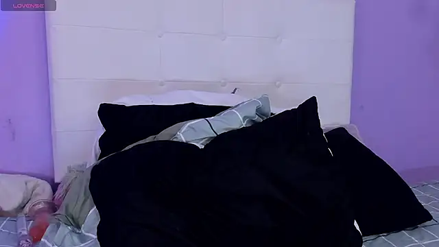 Charlotte11-11 webcam