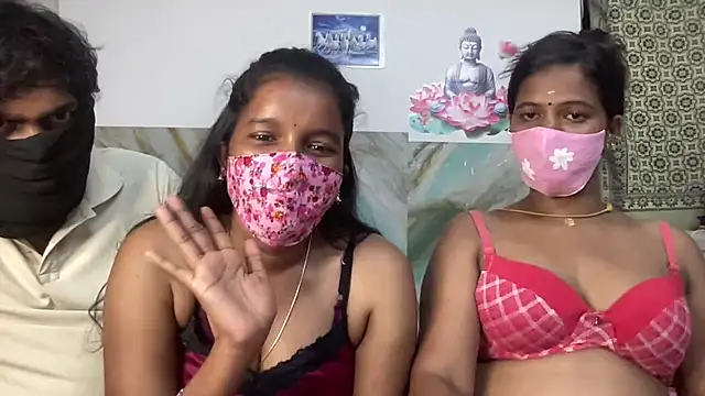TN_IN_Romantic_Couples webcam