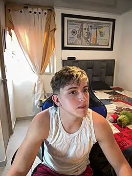 Lucas_Venom webcam
