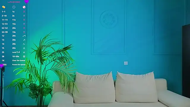 Lindsi_Luvviv webcam