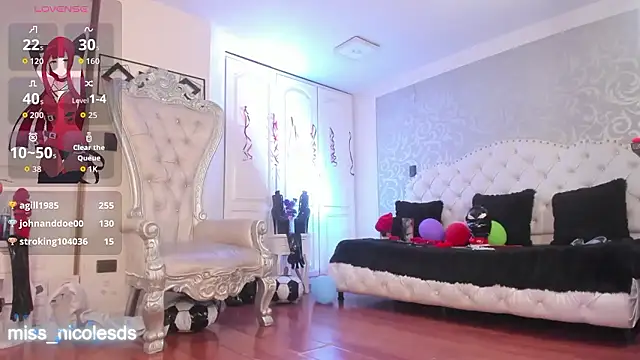 miss_nicolesds_ webcam