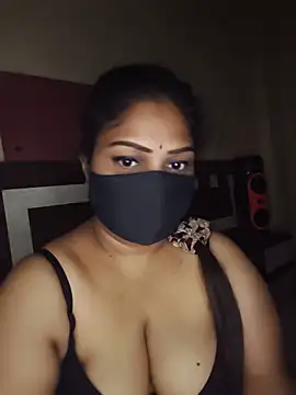 SluttySonam webcam